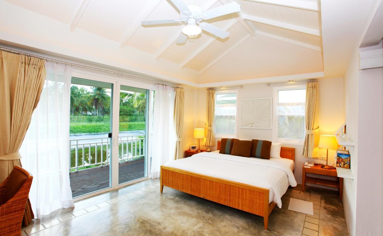 Nishaville Resort Pracsuap Khirikhan Kültér fotó
